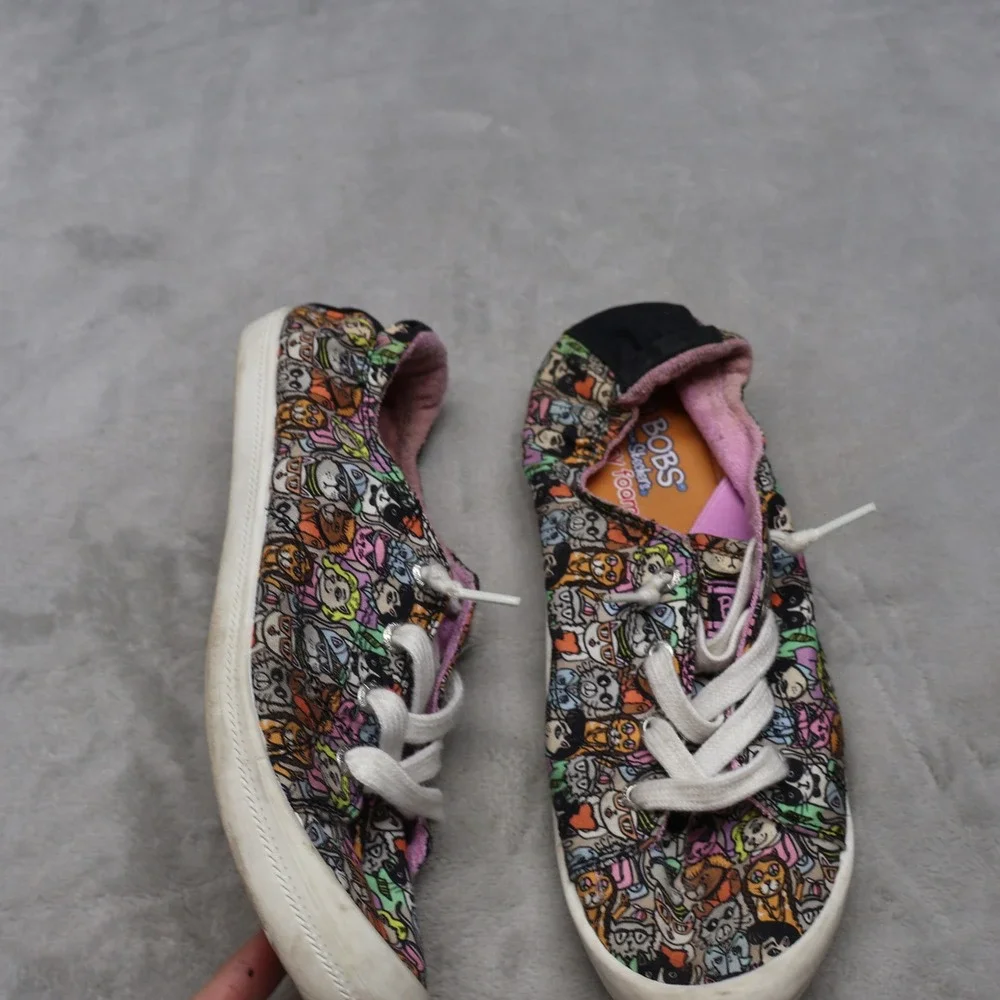 Skechers BOBS Women 9 Sneakers White Cat Print Slip On Beach Bingo Classy Casual